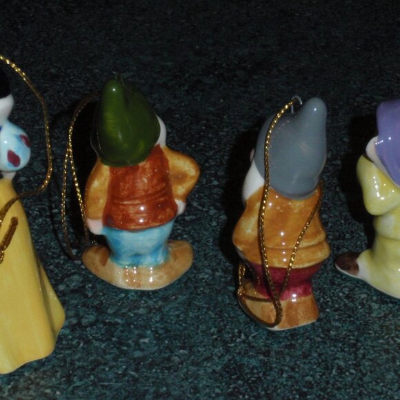 SNOW WHITE AND THE SEVEN DWARFS WALT DISNEY CHRISTMAS ORNAMENTS JAPAN - RARE! - Picture 6 of 9